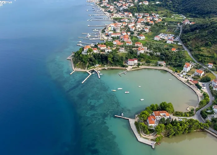 Apartman - Donja 2001c Supetarska Draga